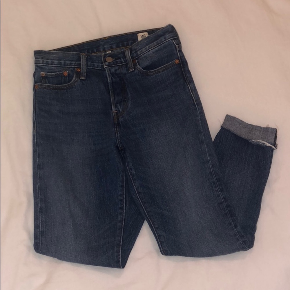 LEVI’s jeans